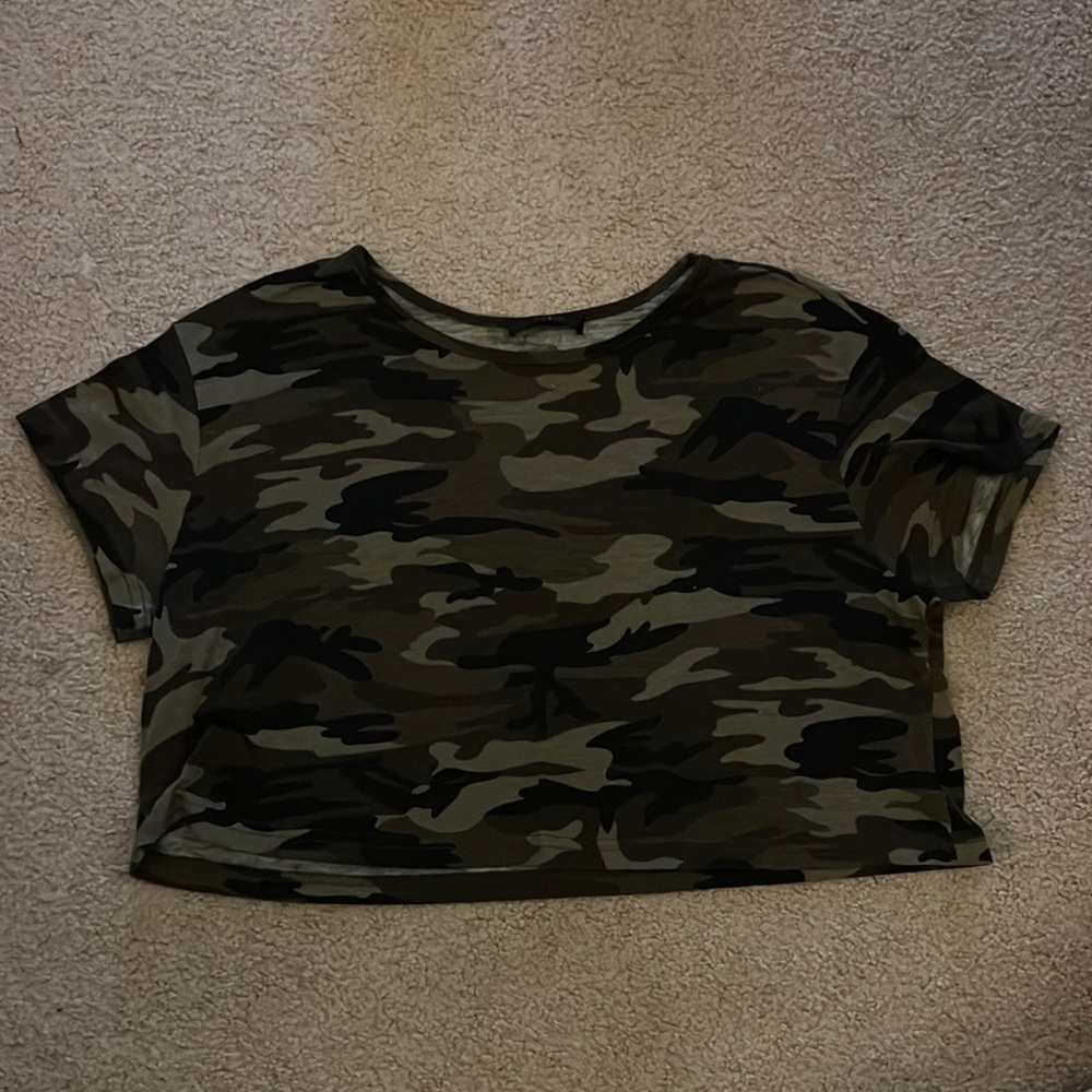 Shein cropped tee